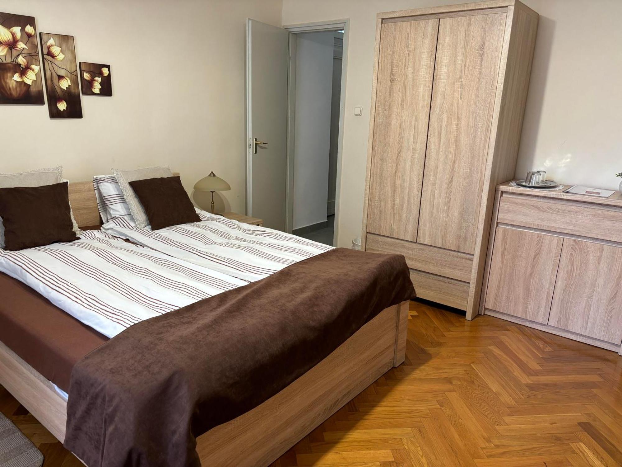 Szalay Villa Veszprém Buitenkant foto