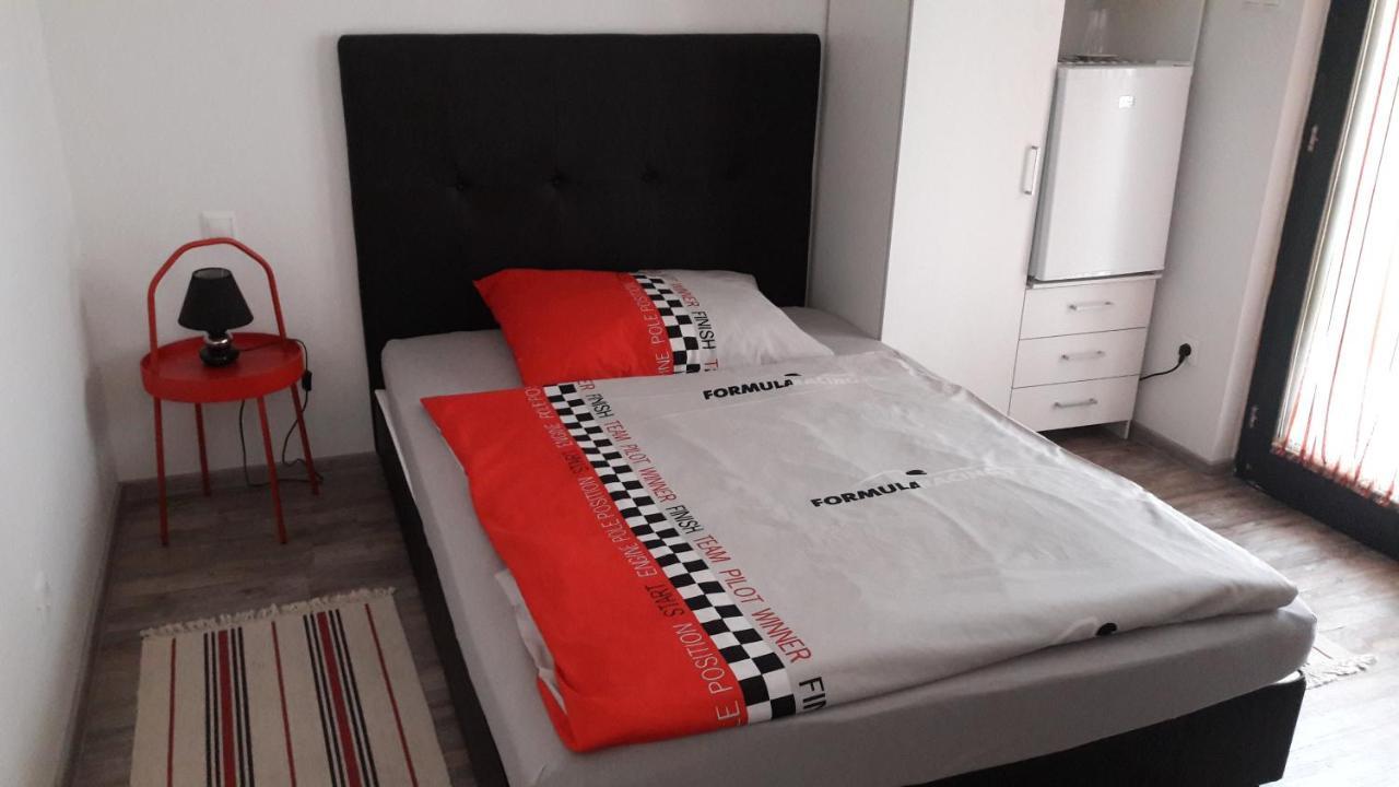 Szalay Villa Veszprém Buitenkant foto