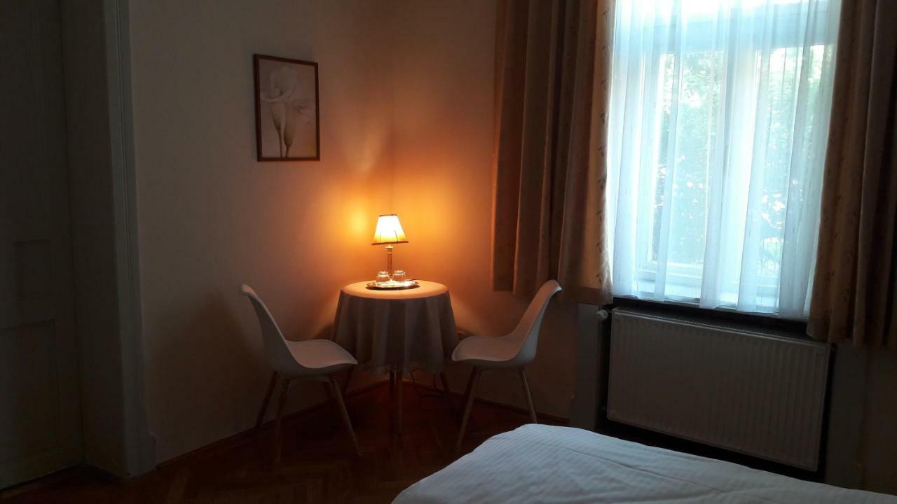 Szalay Villa Veszprém Buitenkant foto