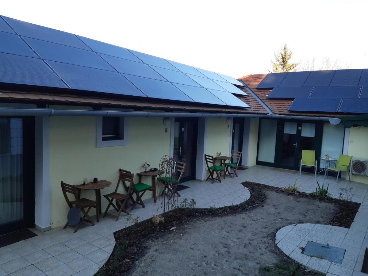 Szalay Villa Veszprém Buitenkant foto