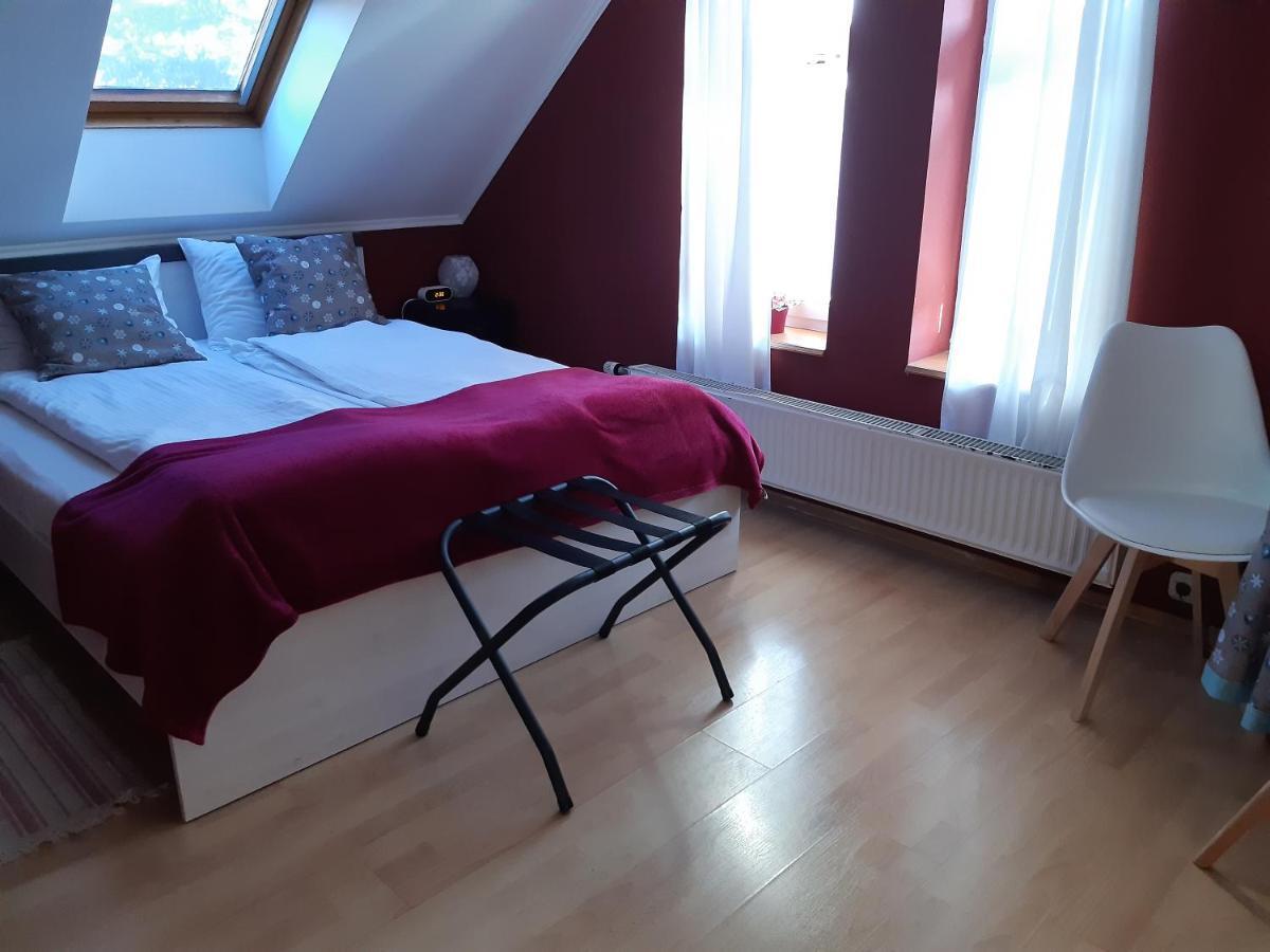 Szalay Villa Veszprém Buitenkant foto
