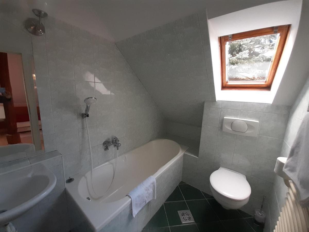 Szalay Villa Veszprém Buitenkant foto