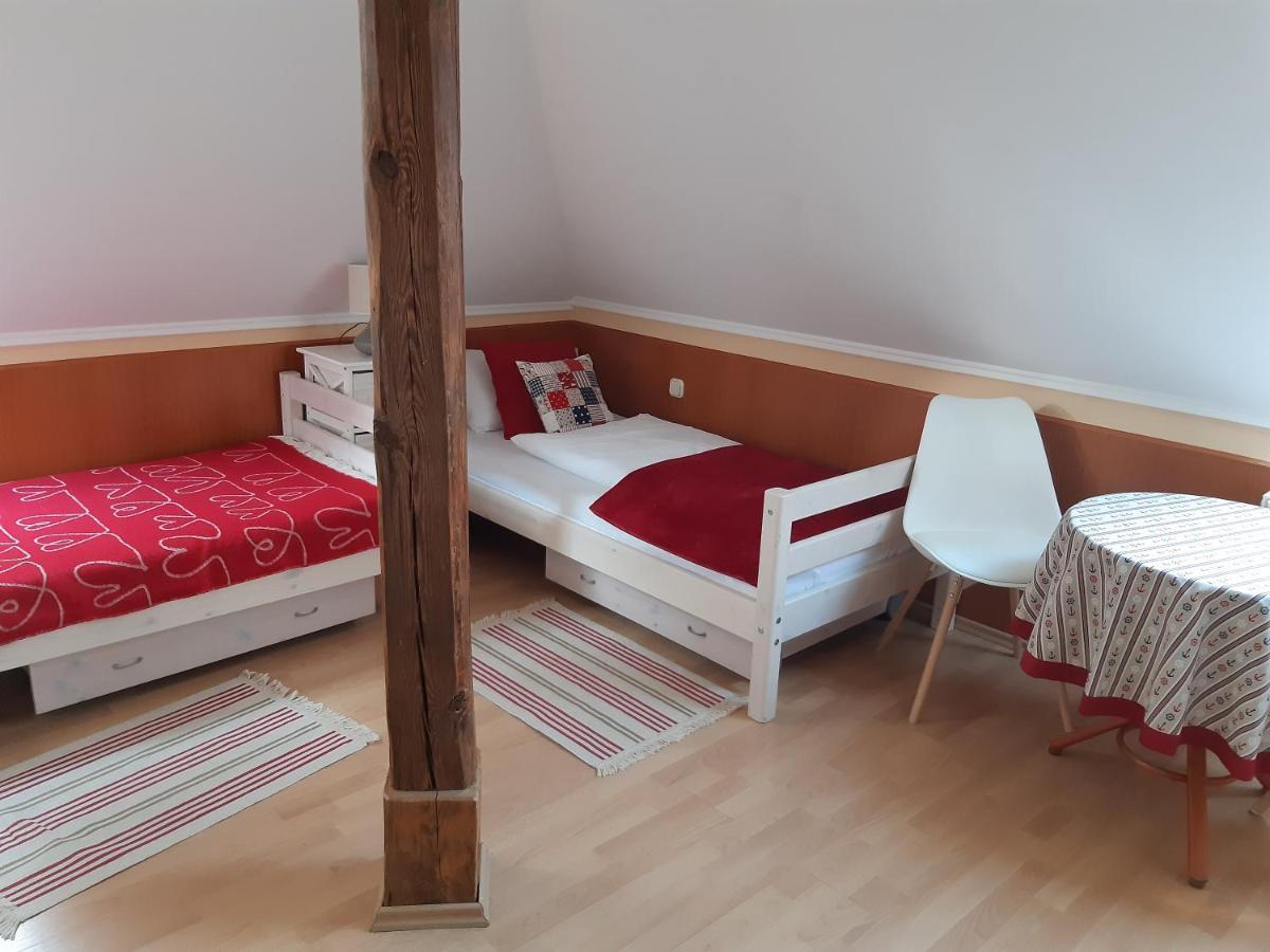 Szalay Villa Veszprém Buitenkant foto